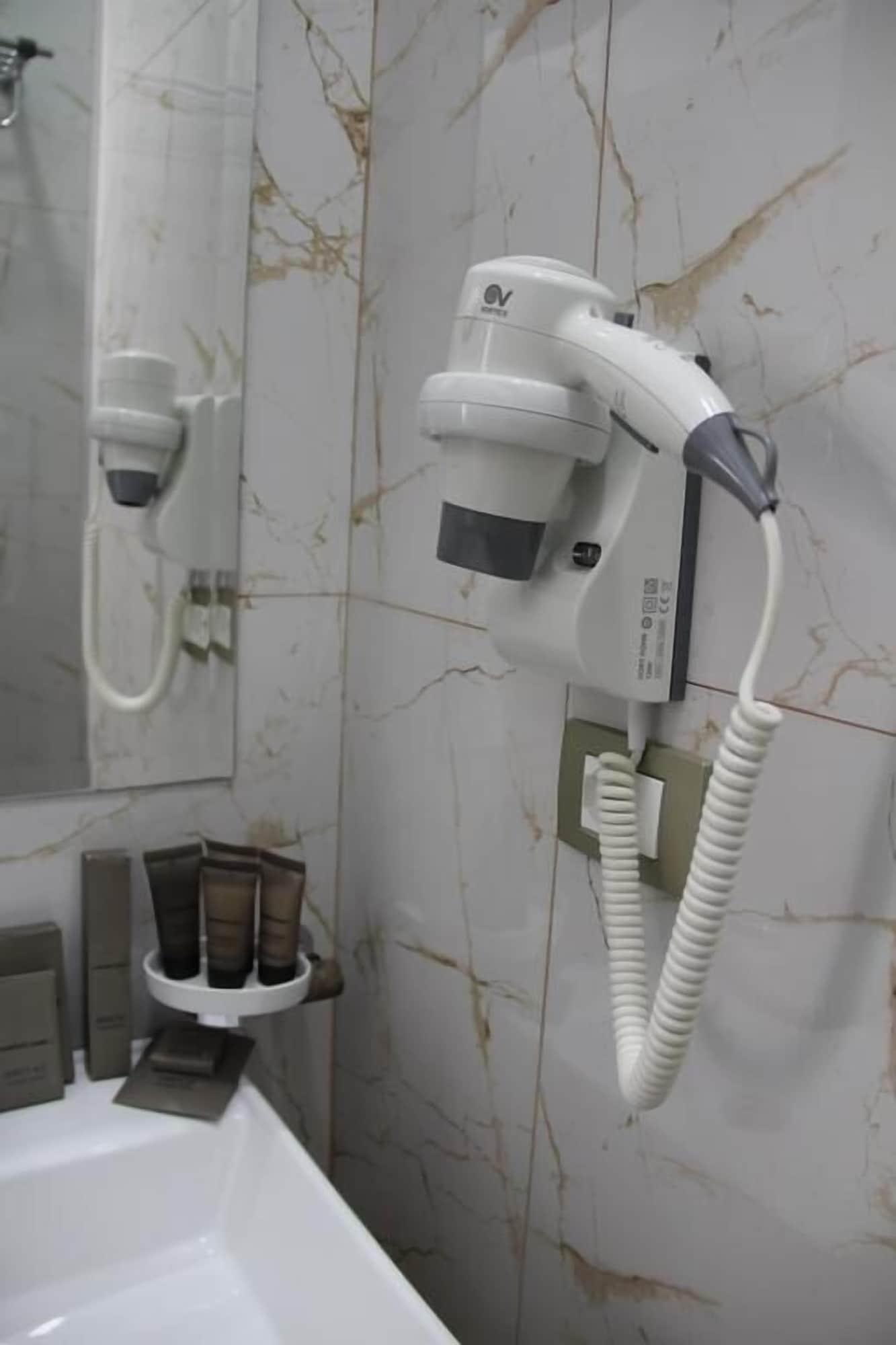 Hotel Hermes 地拉那 外观 照片