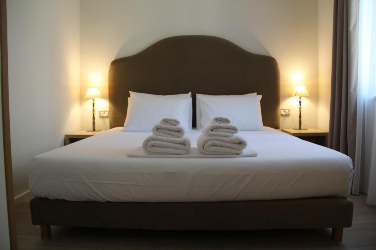 Hotel Hermes 地拉那 外观 照片