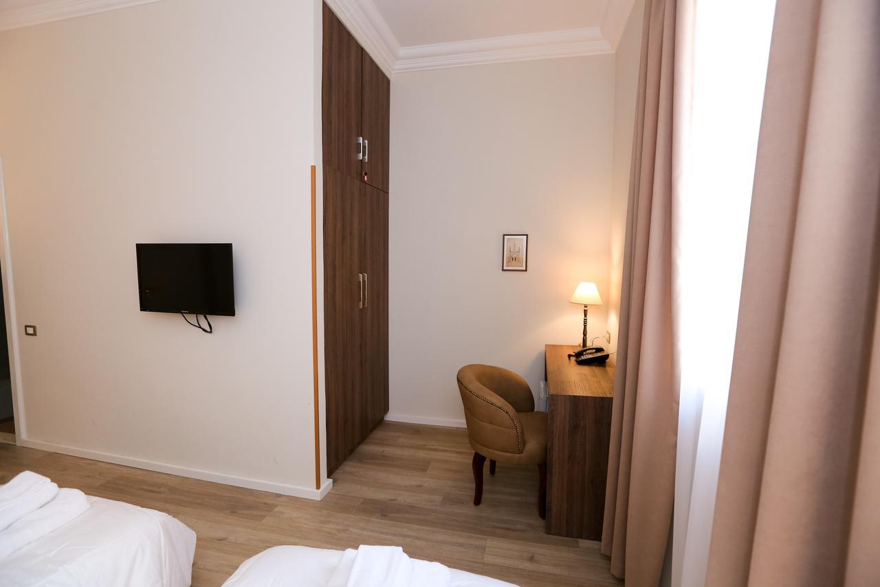 Hotel Hermes 地拉那 外观 照片