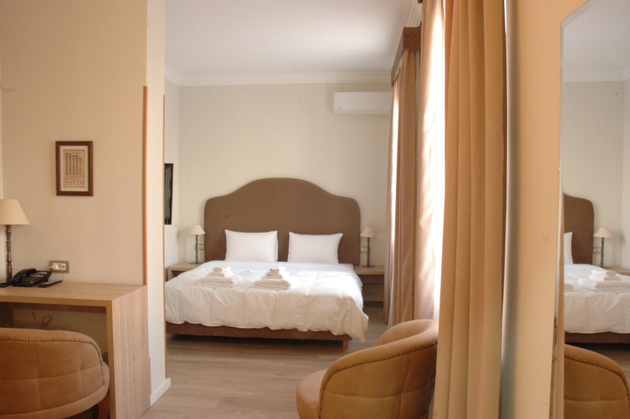 Hotel Hermes 地拉那 外观 照片